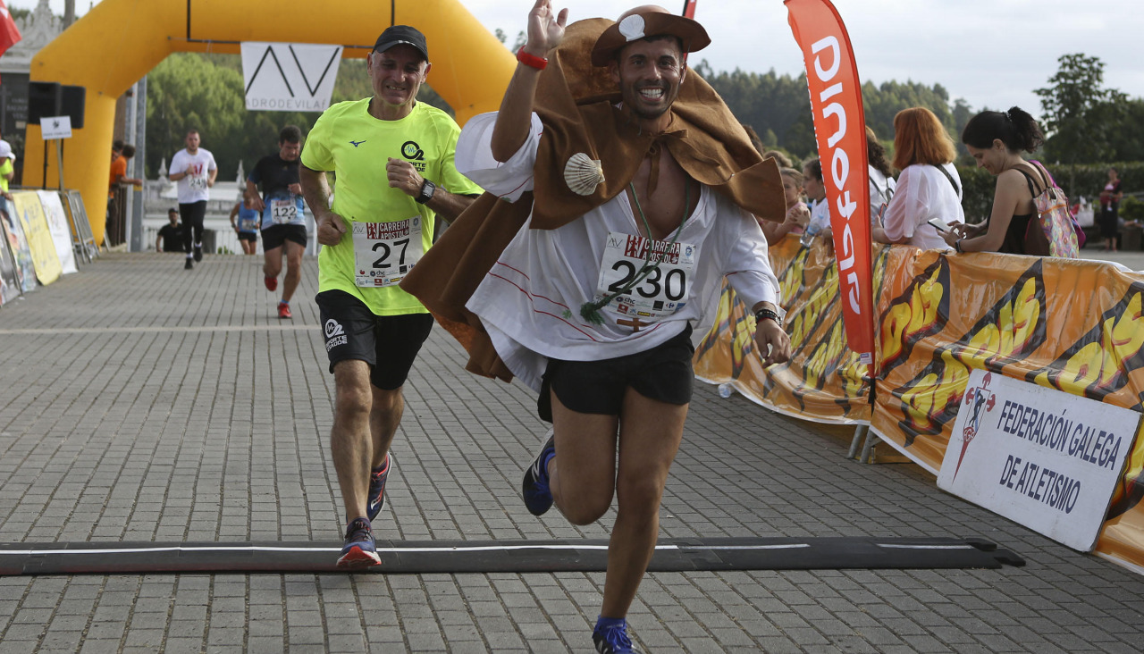 21 julio 2019 página 71AtletismoIV Carrera popular do Apóstolo de VilañoExitosa carrera de Vilaño, con triunfos de Pena y Alvite