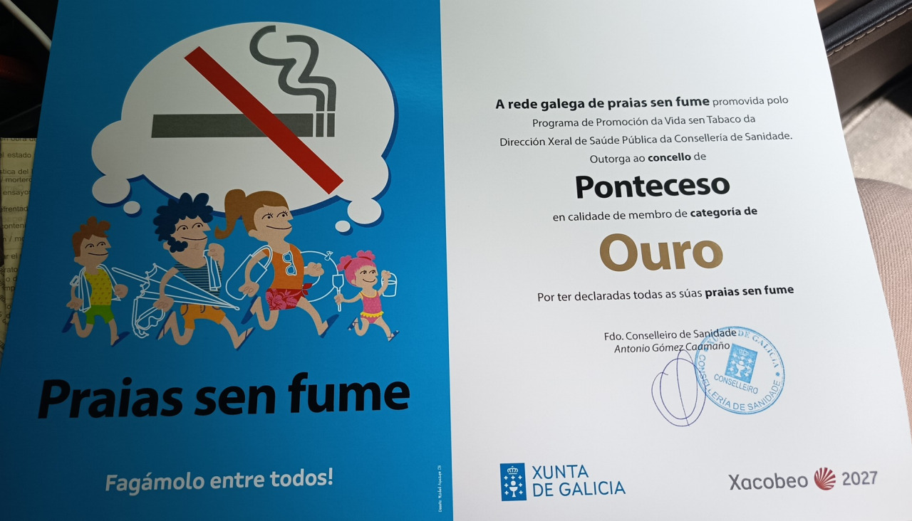 El diploma recibido por el Concello de Ponteceso