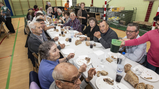 Vecinos sofan (12)