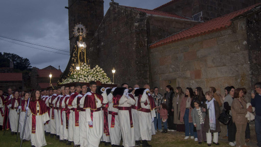 Procesión Viernes de Dolores en Fisterra @Darío Gómez (13)