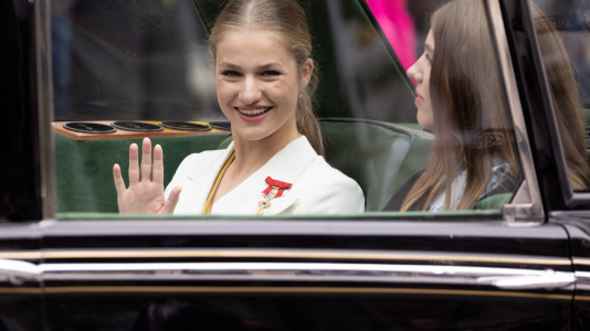 La princesa Leonor jura la Constitución por su 18 cumpleaños (108)