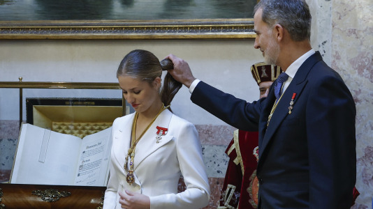 La princesa Leonor jura la Constitución por su 18 cumpleaños (18)