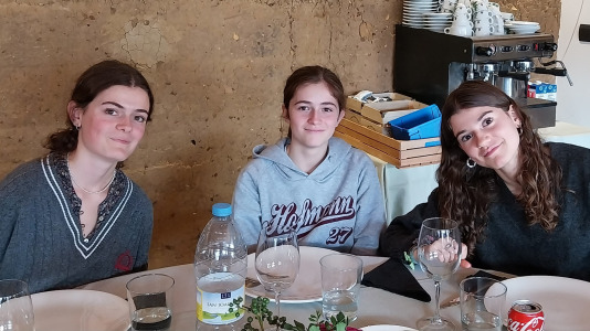 Marina, Alba y Julia