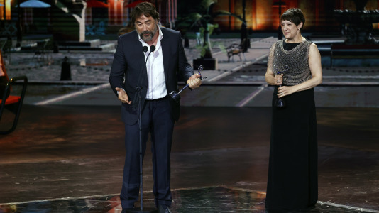 Javier Bardem y Blanca Portillo