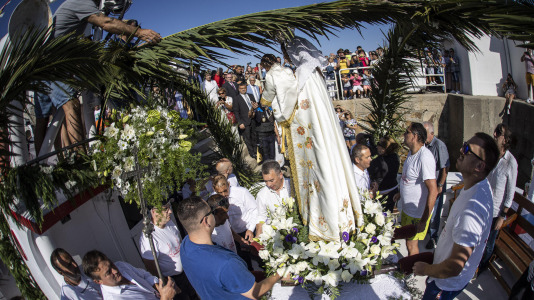 Procesión marítima de Malpica @Raúl López (23)