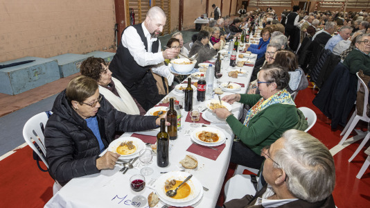 Comida de la asociación de pensionistas y jubilados de Sofán