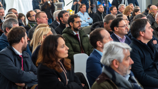 Acto de colocación de la primera piedra de la planta de carbón vegetal de Xeal en Dumbría