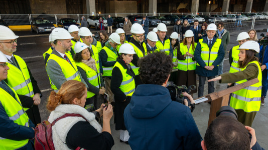 Acto de colocación de la primera piedra de la planta de carbón vegetal de Xeal en Dumbría