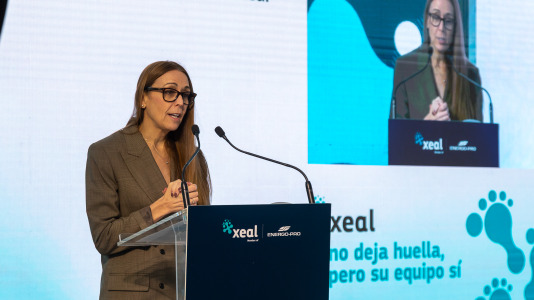 Acto de colocación de la primera piedra de la planta de carbón vegetal de Xeal en Dumbría