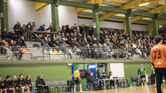 Victoria del Xiria ante el Ribeiro y homenaje a Zico Petricevic