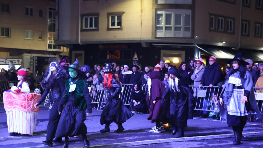 Desfile de Entroido en A Laracha