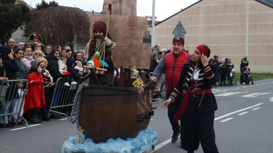 Desfile de Entroido en A Laracha