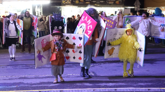 Desfile de Entroido en A Laracha