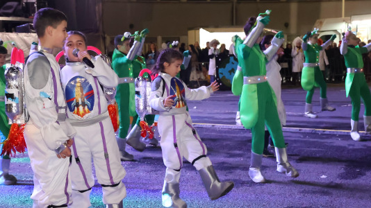 Desfile de Entroido en A Laracha