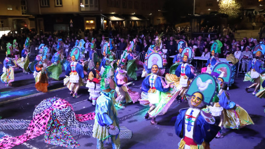 Desfile de Entroido en A Laracha