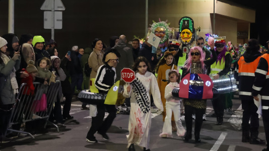 Desfile de Entroido en A Laracha