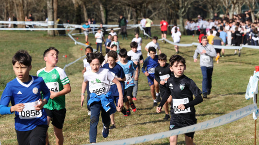 Fase zona en Carballo del cros escolar