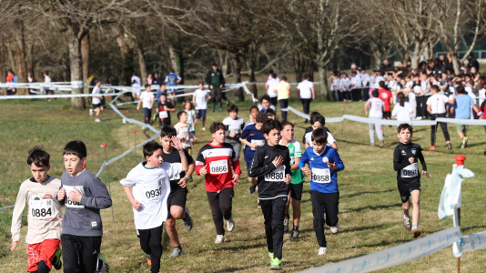 Fase zona en Carballo del cros escolar