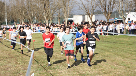 Fase zona en Carballo del cros escolar