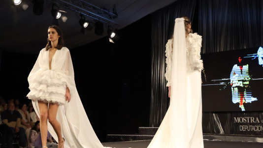 Los primeros desfiles de esta edición, que bajo el lema “Onde o fío se converte en arte”, busca destacar la artesanía local