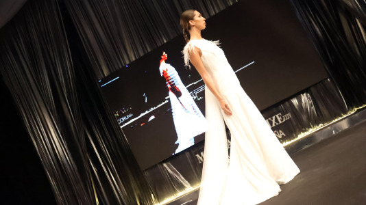 Los primeros desfiles de esta edición, que bajo el lema “Onde o fío se converte en arte”, busca destacar la artesanía local