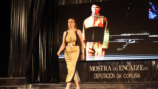 Los primeros desfiles de esta edición, que bajo el lema “Onde o fío se converte en arte”, busca destacar la artesanía local