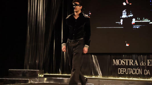 Los primeros desfiles de esta edición, que bajo el lema “Onde o fío se converte en arte”, busca destacar la artesanía local