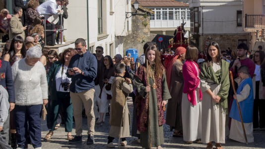 La devoción y la fe llenaron Fisterra este Viernes Santo, con los actos centrales de la Semana Santa en el municipio