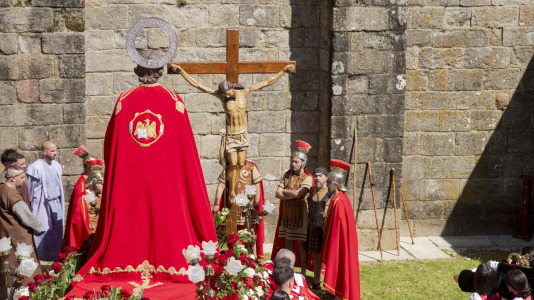 La devoción y la fe llenaron Fisterra este Viernes Santo, con los actos centrales de la Semana Santa en el municipio