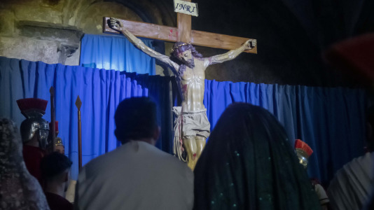 La devoción y la fe llenaron Fisterra este Viernes Santo, con los actos centrales de la Semana Santa en el municipio