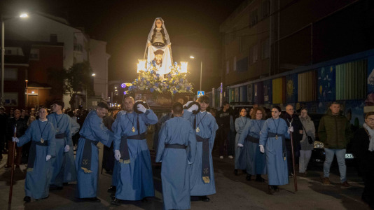 La devoción y la fe llenaron Fisterra este Viernes Santo, con los actos centrales de la Semana Santa en el municipio