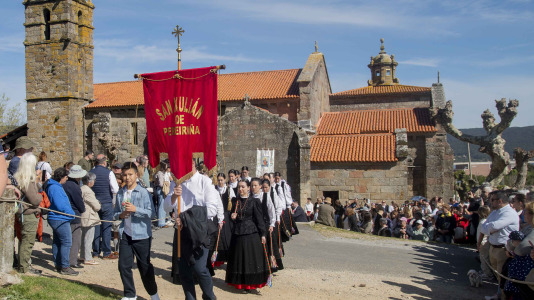 Fisterra vivió un año más con mucha devoción la representación de la Resurrección de Cristo