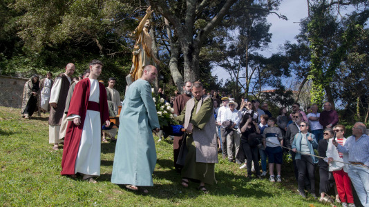 Fisterra vivió un año más con mucha devoción la representación de la Resurrección de Cristo