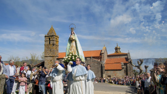 Fisterra vivió un año más con mucha devoción la representación de la Resurrección de Cristo