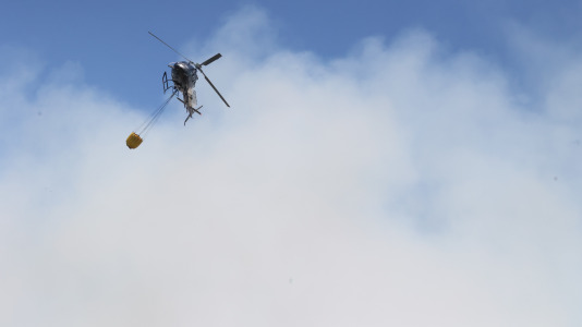 Incendio forestal en Caión (30)