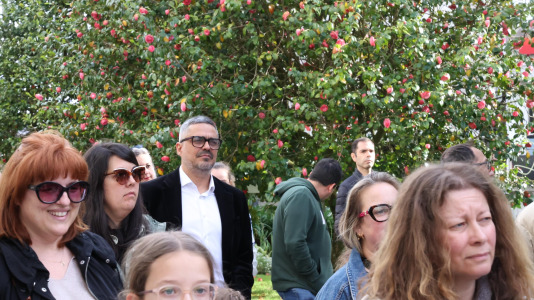 Unas 300 personas se manifestaron en Carballo para exigir mejoras en cubrir las necesidades del alumnado con necesidades especiales