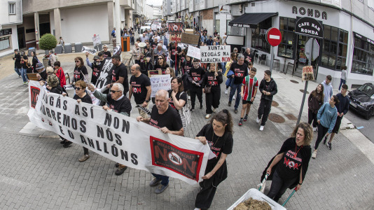 Manifestación contra la planta de biogás en A Laracha