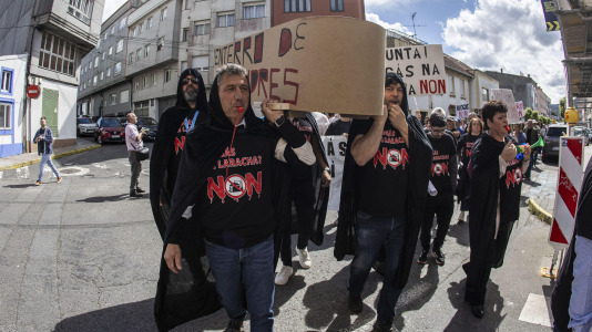 Manifestación contra la planta de biogás en A Laracha