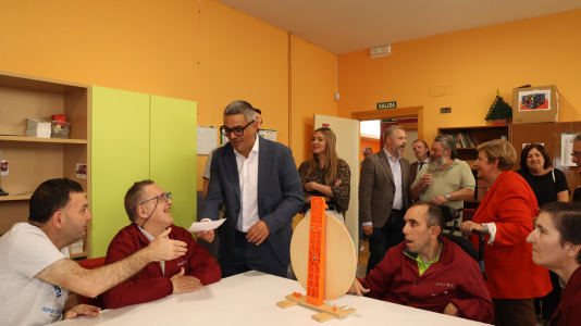 Aspaber inaugura su ampliado centro de día (7)