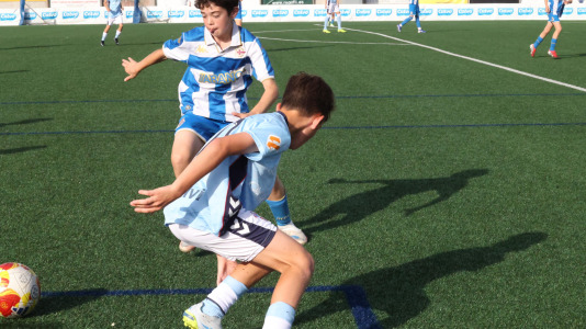 El Celta ganó la 16ª edición del Torneo Alevín F-11 Luis Calvo en un derbi en el que el Deportivo falló un penalti que podría haber cambiado el rumbo de la final