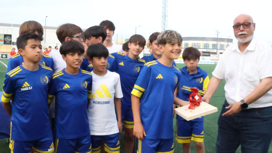 El Celta ganó la 16ª edición del Torneo Alevín F-11 Luis Calvo en un derbi en el que el Deportivo falló un penalti que podría haber cambiado el rumbo de la final