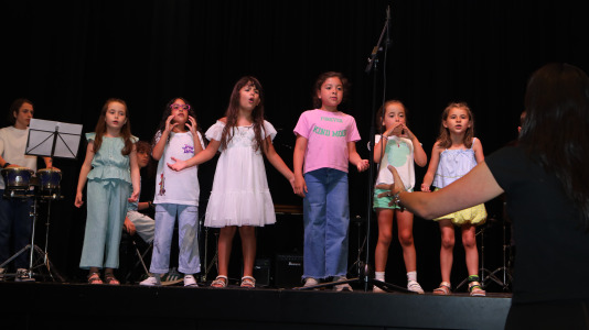 Festival de fin de curso de la Escola de Música de Cee (4)