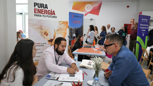 Feria de empleo sénior en Carballo (2)