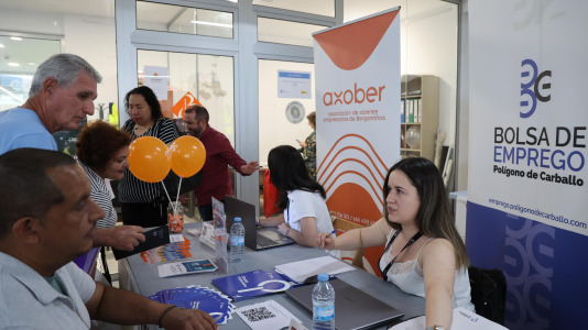 Feria de empleo sénior en Carballo (3)