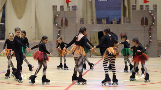 Exhibición de fin de curso de la Escola Lubiáns de patinaje (11)
