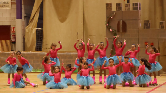 Exhibición de fin de curso de la Escola Lubiáns de patinaje (19)
