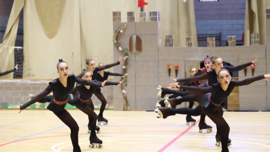 Exhibición de fin de curso de la Escola Lubiáns de patinaje (22)