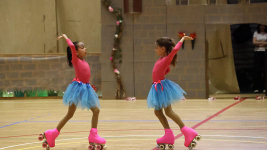 Exhibición de fin de curso de la Escola Lubiáns de patinaje (33)