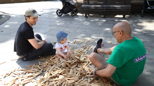 El San Xoán de Carballo vivió este viernes una jornada festiva dedicada a los más pequeños