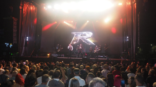 Ráfaga puso a bailar a Carballo durante el San Xoán